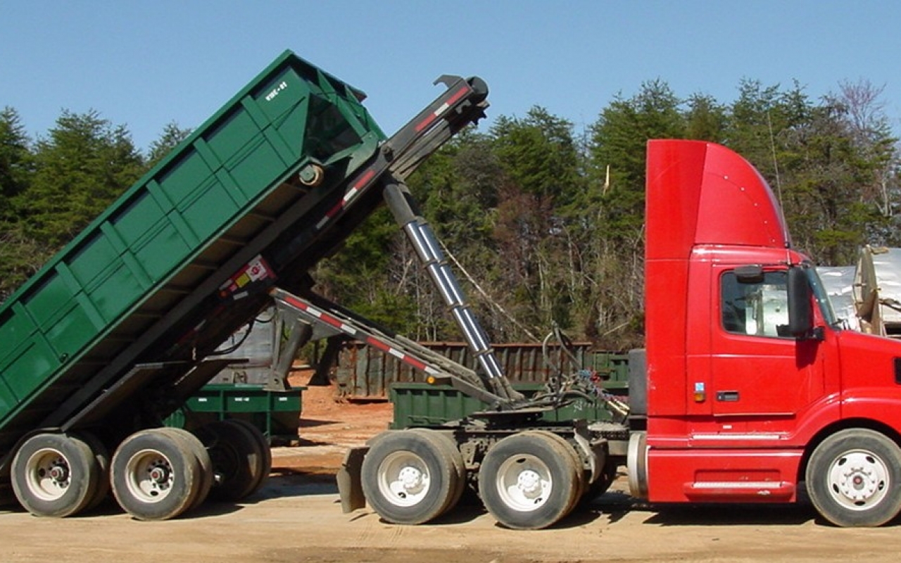 Ace 25' RollOff Trailer The Ace Advantage